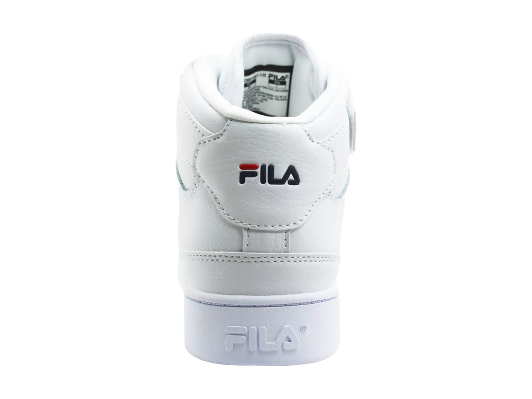Tenis FILA blancos de corte medio con detalles en rojo y azul marino y correa de velcro en el tobillo.