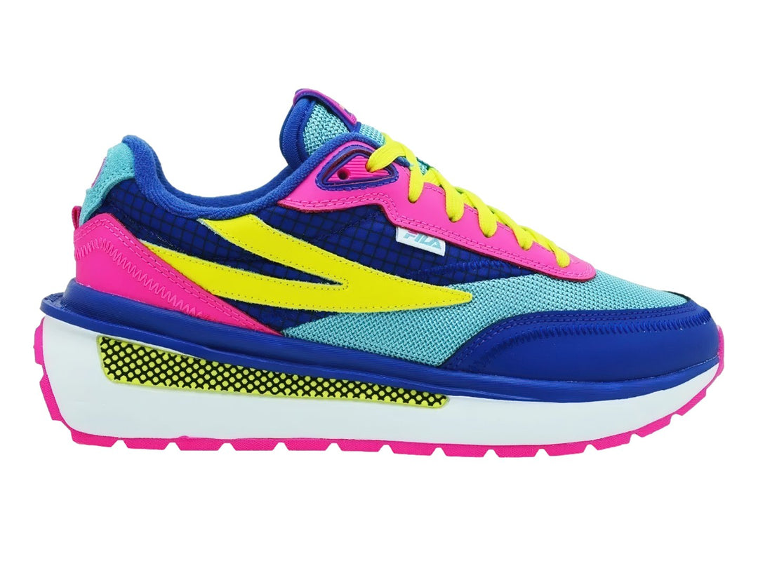 Tenis deportivos FILA en colores azul, amarillo y rosa con suela blanca y detalles neón.