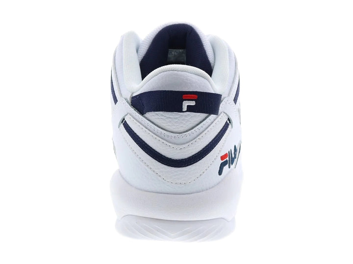 Tenis FILA Stackhouse Spaghetti blancos con detalles en azul marino para hombre.