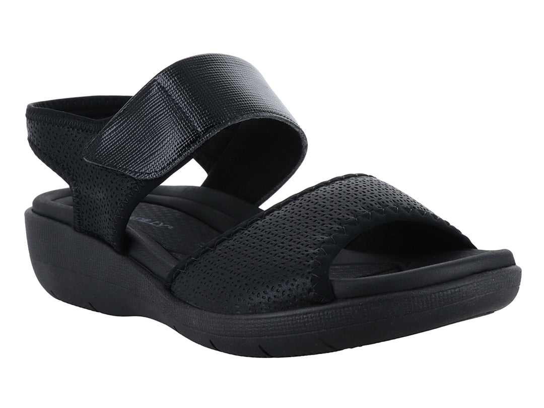 Sandalia casual color negro para mujer con correa ajustable y suela ancha.