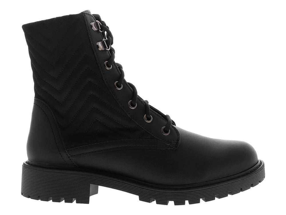 Botín casual color negro para mujer con cordones y suela track.