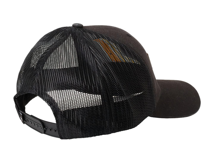 Gorra Quiksilver modelo Hatch Trucker en color marrón con malla trasera y parche frontal de la marca.