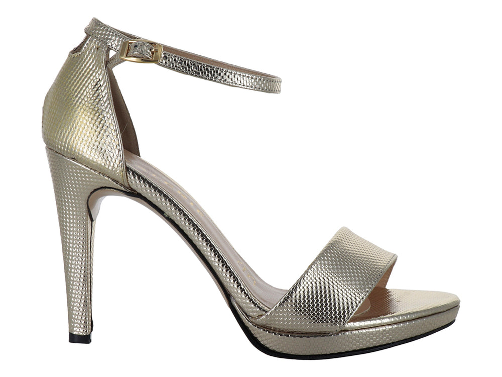 Sandalia elegante color oro con tacón alto, plataforma y correa ajustable al tobillo para mujer.