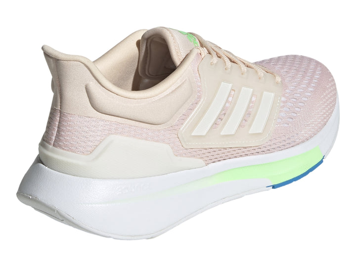 Tenis Adidas EQ21 RUN color durazno con franjas blancas y detalles en verde y azul.