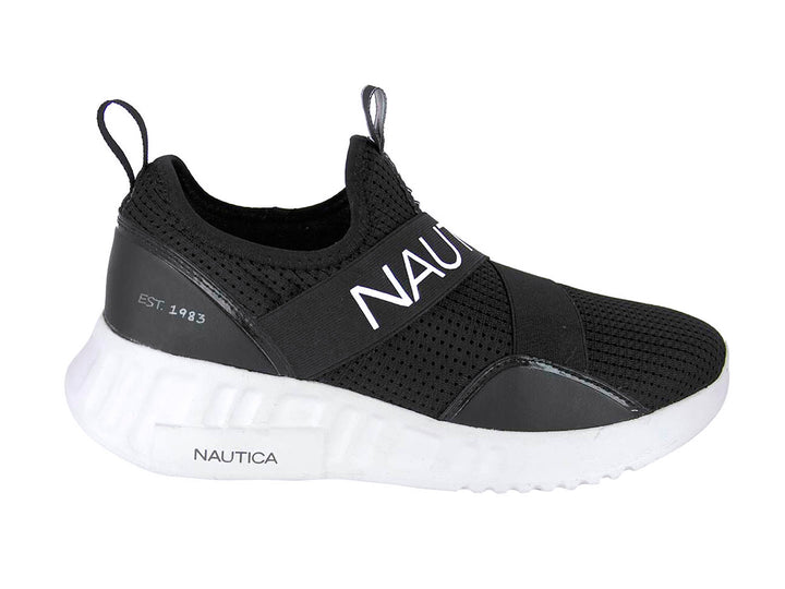 Tenis deportivos Nautica color negro con suela blanca y diseño sin cordones.