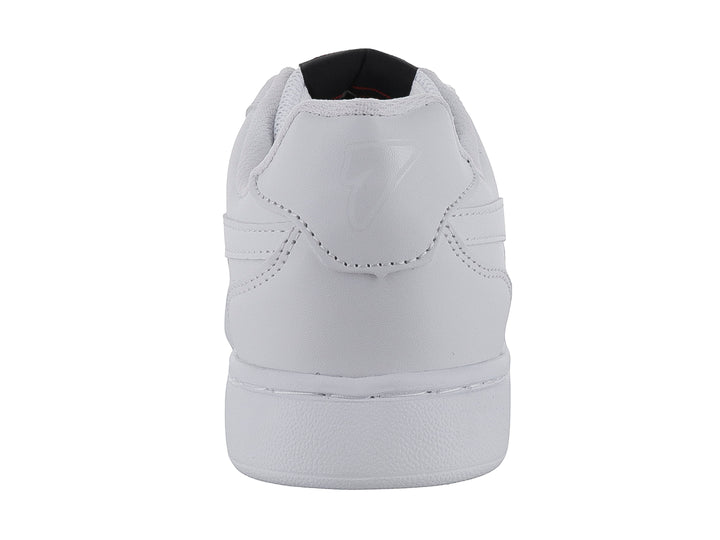 Tenis blancos de corte bajo con cordones y suela plana.