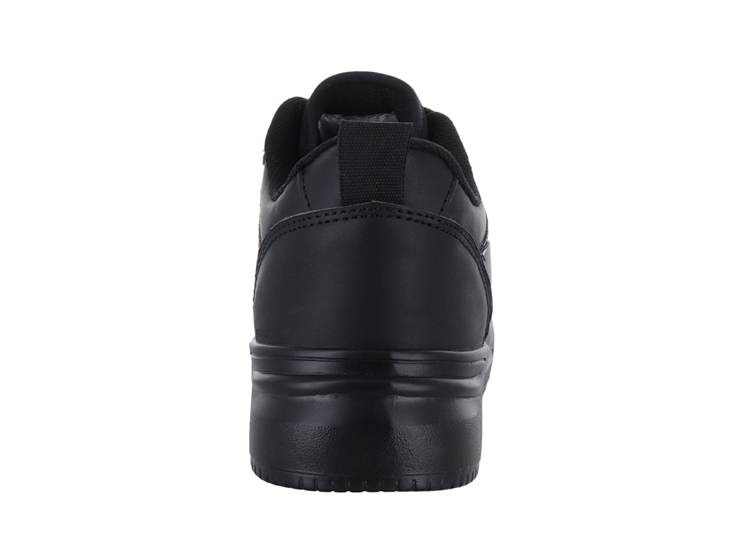 Tenis deportivos color negro total con suela ancha y cordones, marca Sport Time.