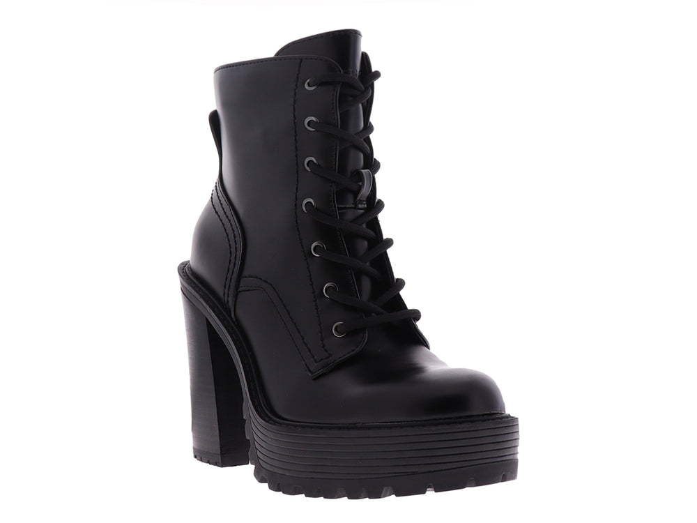 Botas negras de marca GUESS con tacón grueso, plataforma y cierre de agujetas para mujer.