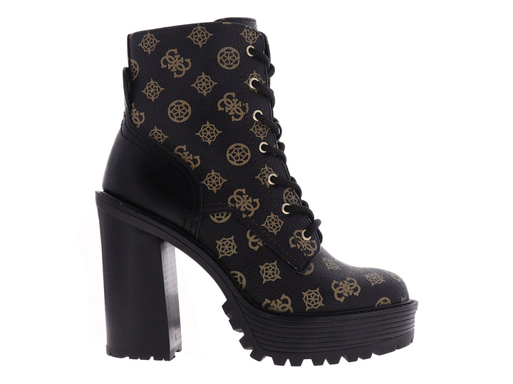 Bota negra con estampado marrón, tacón cuadrado alto y suela de plataforma dentada.