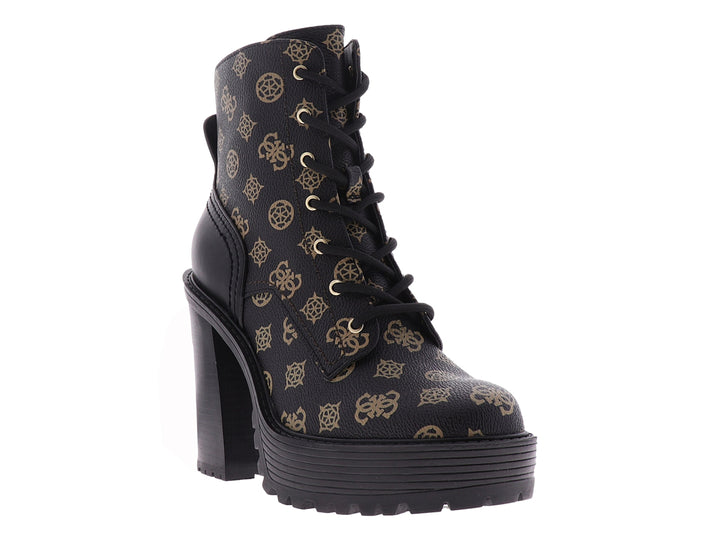Bota negra con estampado marrón, tacón cuadrado alto y suela de plataforma dentada.