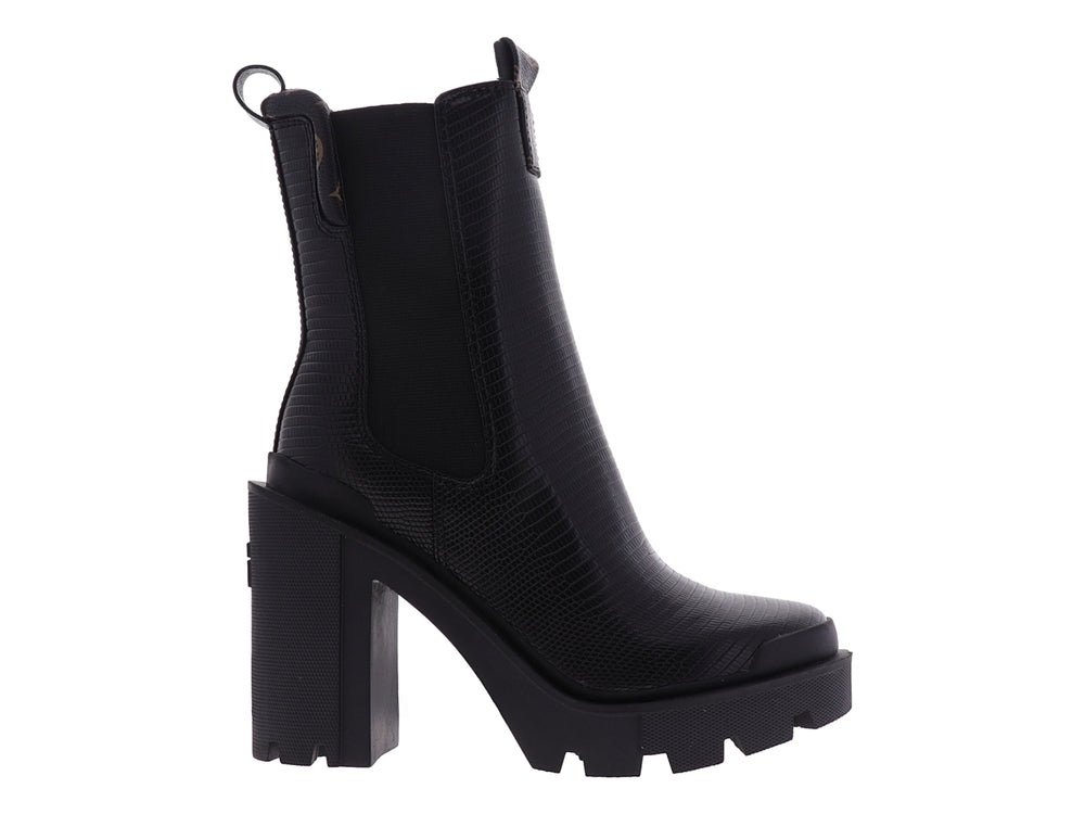Botín negro Guess con tacón grueso y suela de plataforma dentada.
