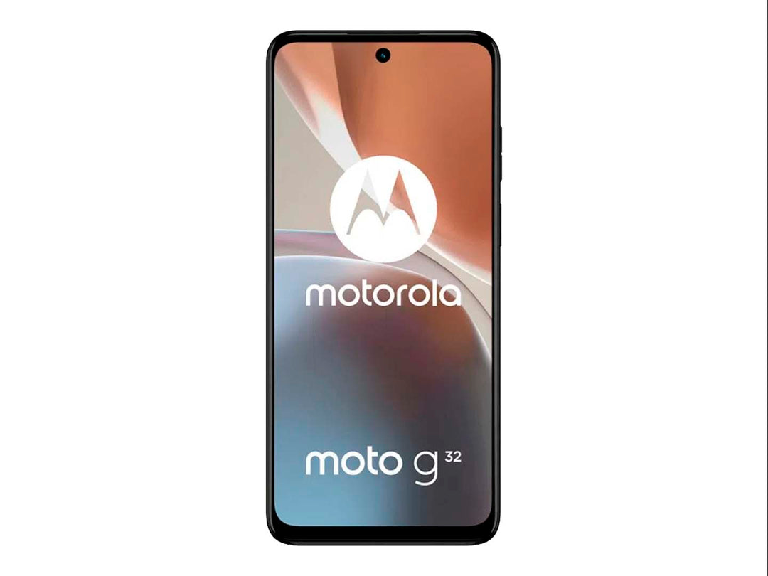 Smartphone Motorola Moto g32 en color gris, vista frontal y posterior sobre fondo blanco.