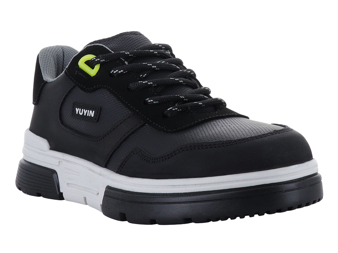 Tenis infantiles YUYIN color negro con suela blanca y detalles en verde lima.
