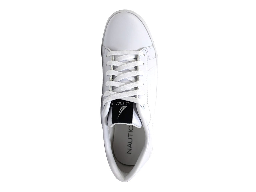 Tenis casuales marca Nautica en color blanco con suela ancha y detalles en relieve.