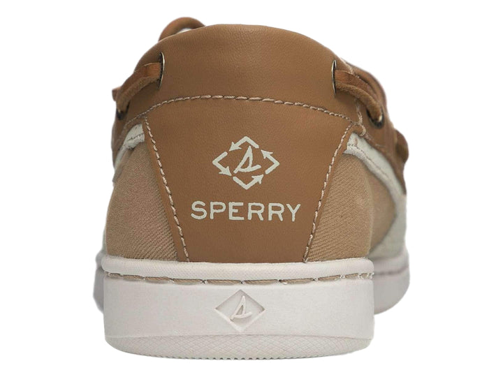 Zapato náutico Sperry de cuero color tan con detalles perforados blancos y suela blanca.