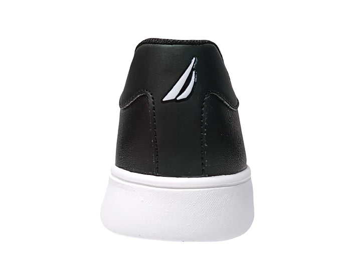 Tenis casuales Nautica color negro con suela y agujetas blancas.