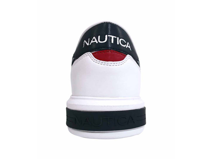 Tenis blancos Nautica con detalles en azul marino y rojo y suela blanca.
