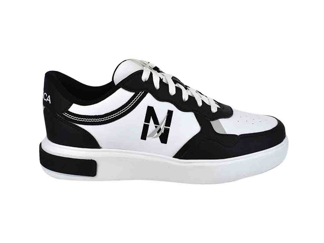 Tenis Nautica Eugene en colores blanco y negro con suela blanca y agujetas blancas.