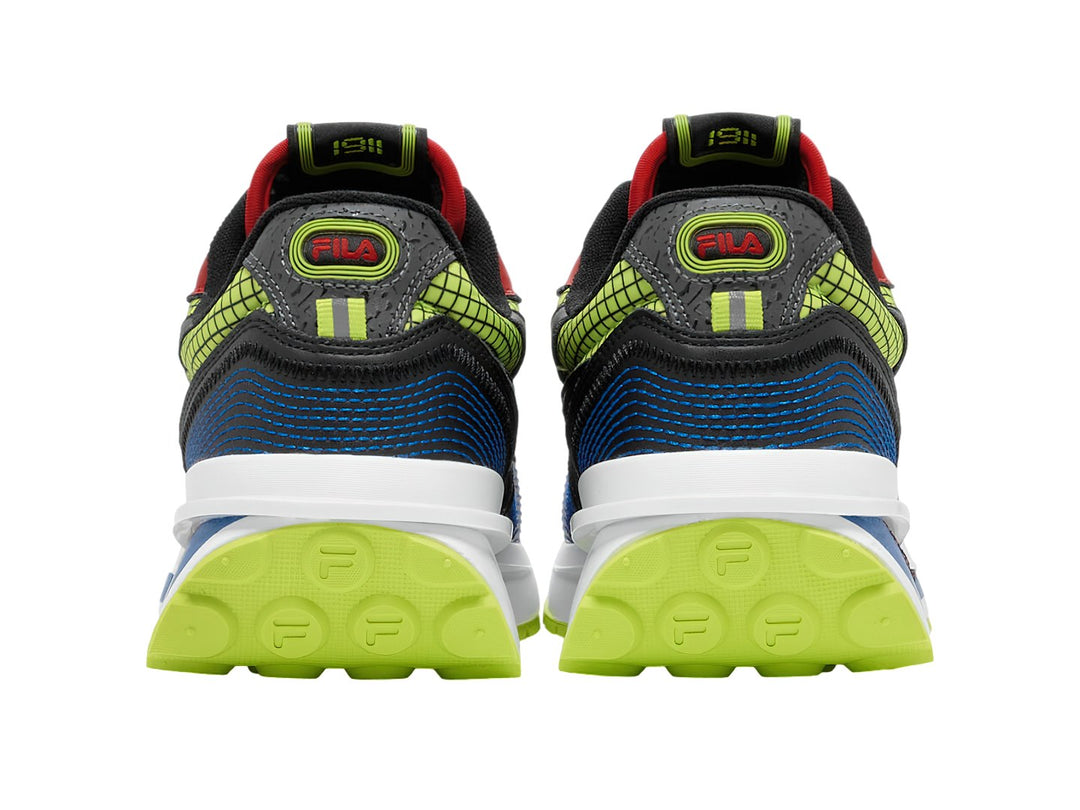 Tenis deportivos FILA multicolores en negro, azul, verde lima y rojo con suela blanca y verde.