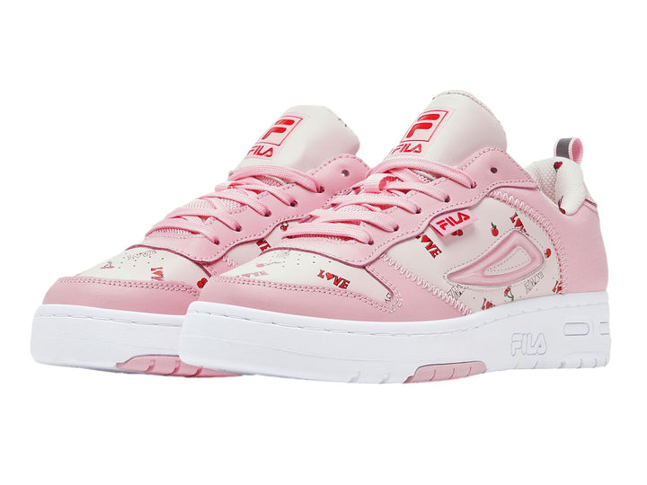 Tenis FILA color rosa y blanco con detalles de cerezas y la palabra LOVE, suela blanca.