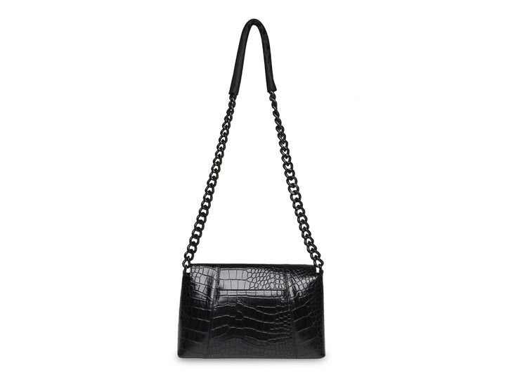 Bolso de hombro Steve Madden color negro con textura de cocodrilo y correa de cadena.