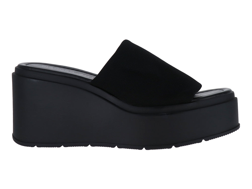 Sandalia de plataforma color negro con banda superior de tela para mujer.