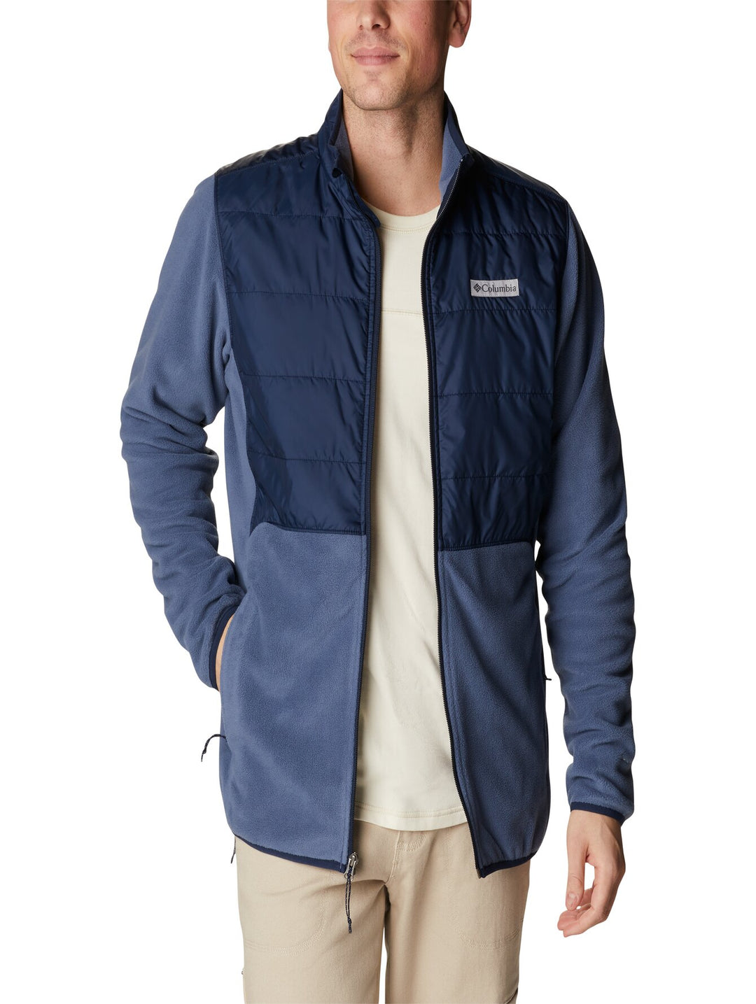 Chaqueta Columbia Basin Butte en tonos azul marino y azul con cierre frontal y panel superior acolchado.