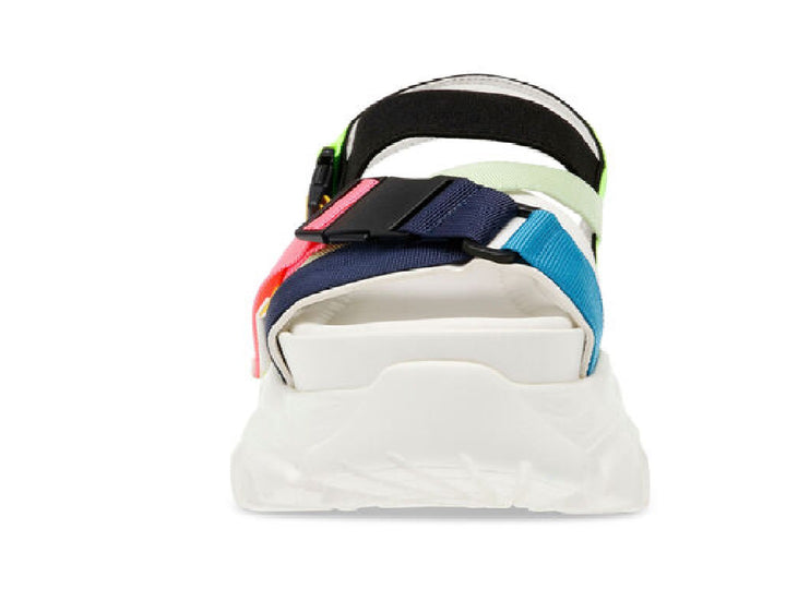 Sandalias de plataforma Steve Madden en color verde neón y blanco con correas multicolores.