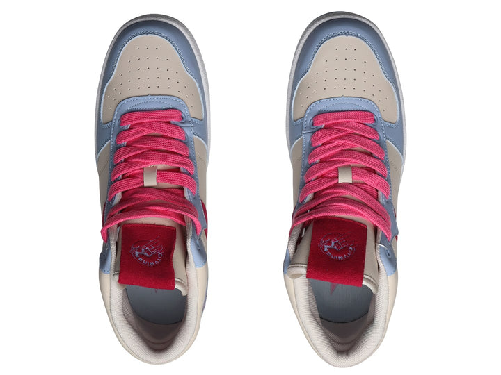 Tenis PONY City Wings Hi de cuero en colores azul claro, beige y rojo con suela blanca.