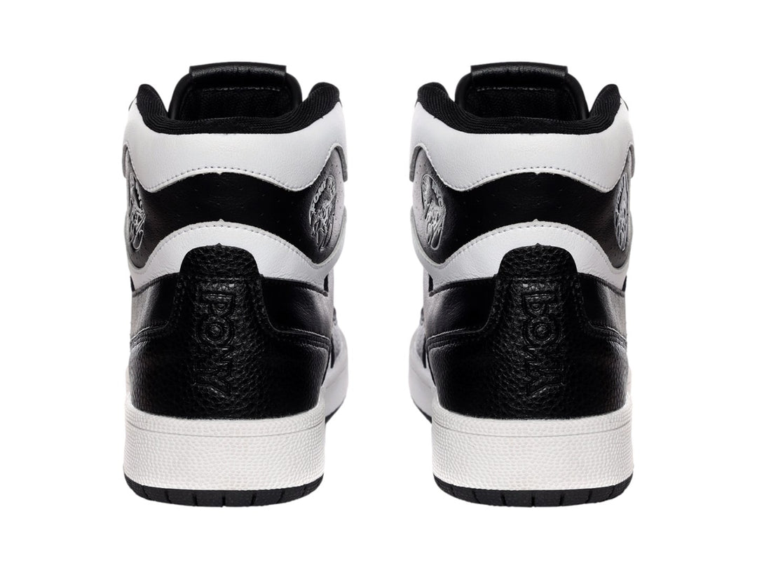 Tenis PONY City Wings Hi de bota en colores blanco y negro.