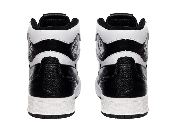 Tenis PONY City Wings Hi Panda en colores blanco y negro, diseño de bota alta con suela blanca.