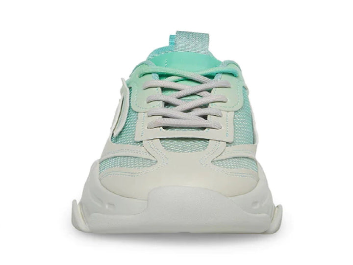 Tenis Steve Madden Posses Ion en colores turquesa y blanco con suela ancha y estilo deportivo moderno.