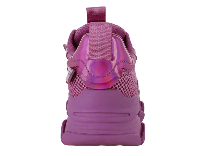 Tenis deportivos Steve Madden para niños en color rosa iridiscente con suela gruesa y detalles de malla.