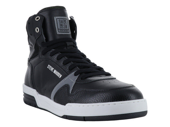 Tenis tipo bota color negro con suela blanca y detalles en gris de la marca Steve Madden.