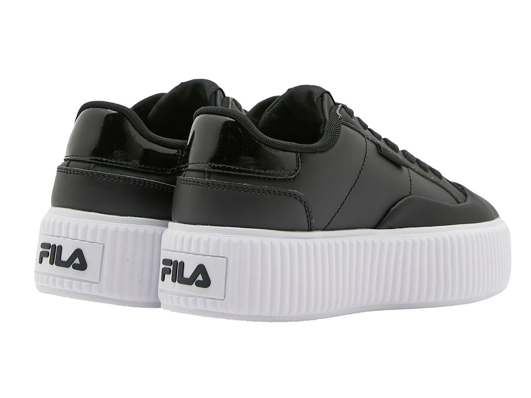 Tenis FILA Sandblast Oversole Negro y Blanco para Mujer