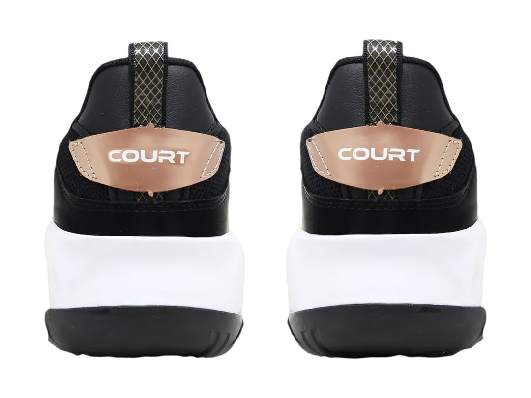 Tenis deportivos COURT color negro con detalles en oro y suela blanca con amortiguación visible.