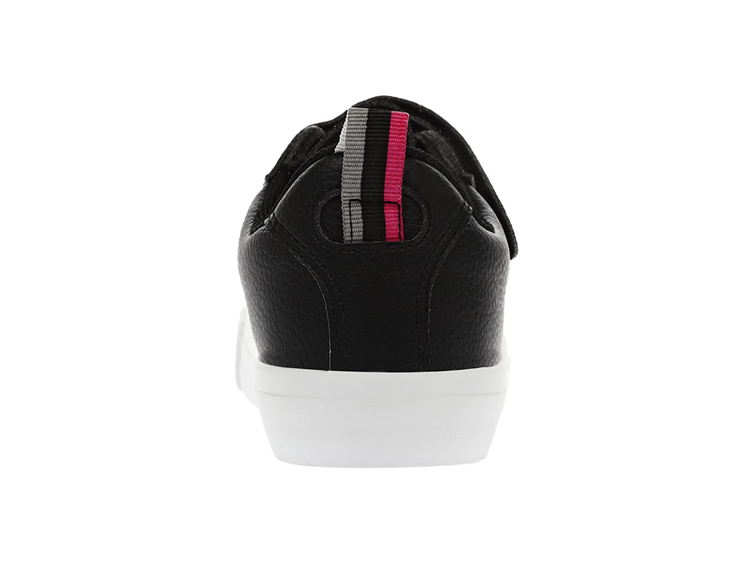 Tenis K-Swiss negros para niña con suela blanca, detalles en rosa y cierre de correa con velcro.