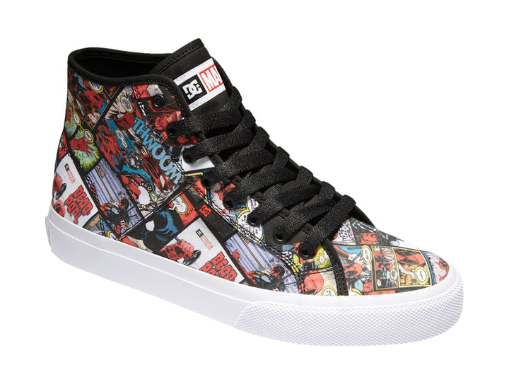 Tenis DC Shoes de corte alto con estampado multicolor de cómics y suela blanca.
