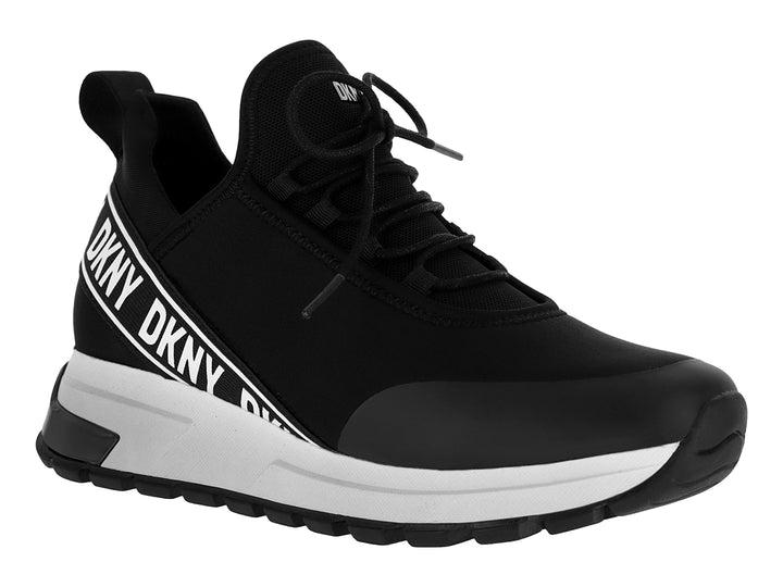 Tenis deportivos DKNY en color negro con detalles y suela blanca, diseño moderno y minimalista.