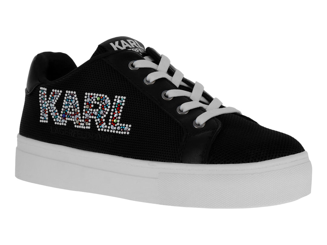 Tenis negros Karl Lagerfeld con suela blanca y letras coloridas en pedrería.