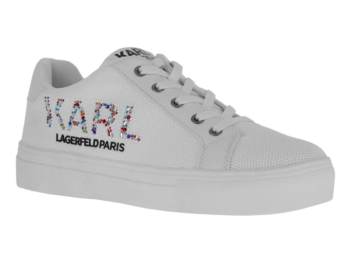 Tenis blancos de Karl Lagerfeld con el nombre de la marca decorado con cristales coloridos en el lateral.