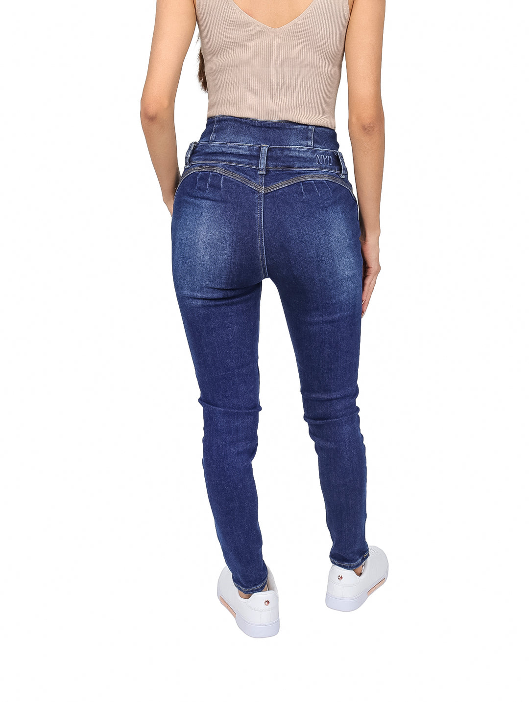 Jeans NYD Jeans Stone con Botones Expuestos para Mujer