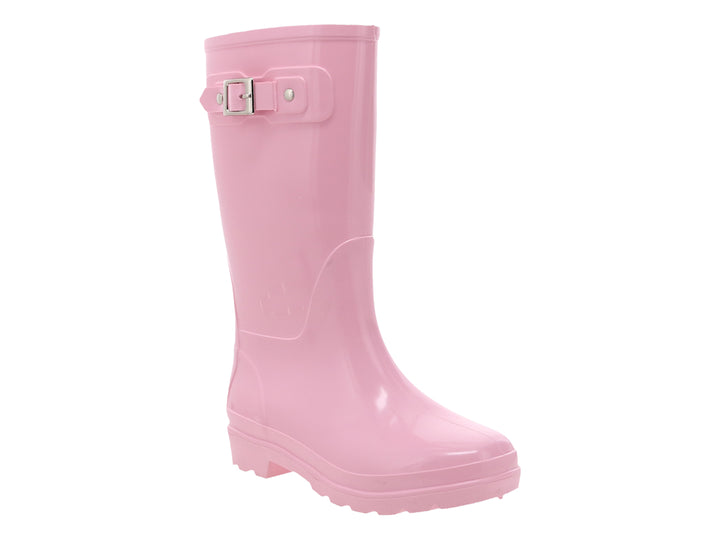 Bota de lluvia color rosa brillante con hebilla plateada en la parte superior y suela antideslizante.
