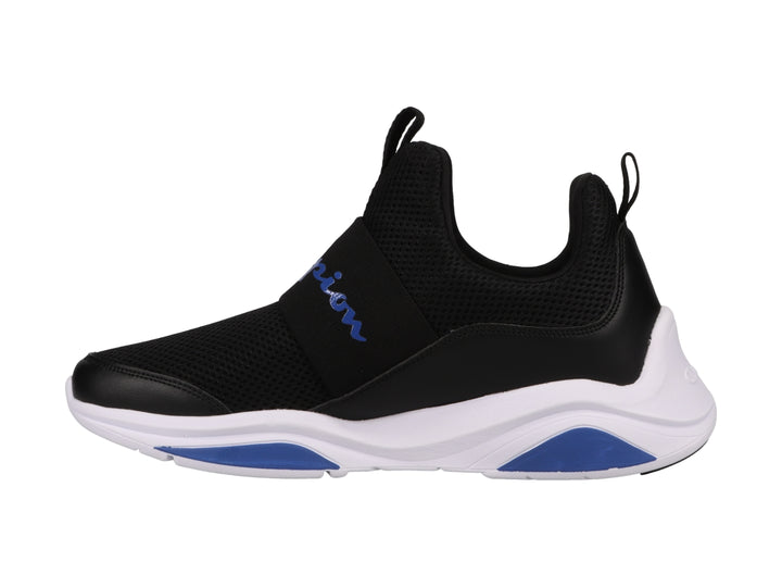 Tenis deportivos Champion color negro con suela blanca y detalles en azul, diseño slip-on sin cordones.
