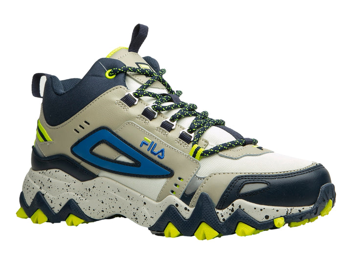 Tenis FILA Oakmont TR Mid color gris y azul con detalles amarillo neón y suela gruesa moteada.