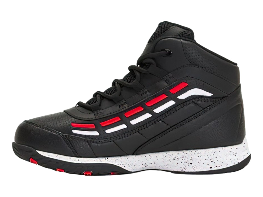 Tenis deportivos FILA de bota color negro con detalles en blanco y rojo y suela moteada blanca.