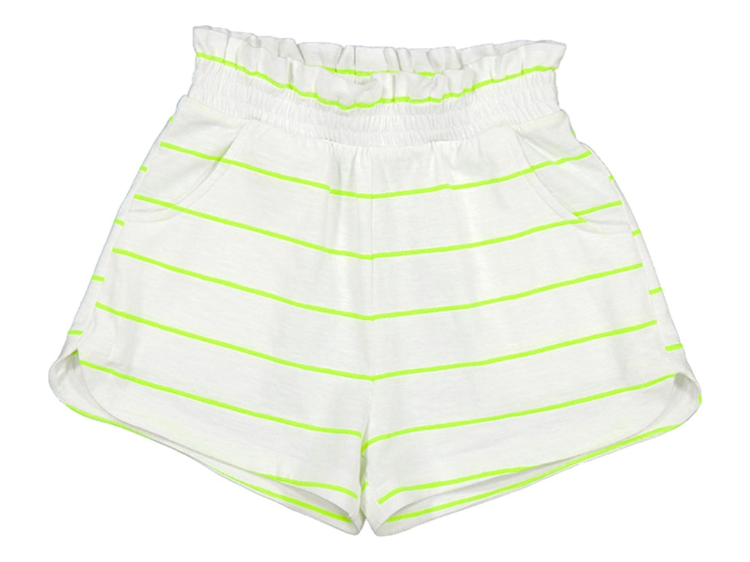 Pantalones cortos blancos con rayas horizontales amarillo neón y cintura elástica con volante.