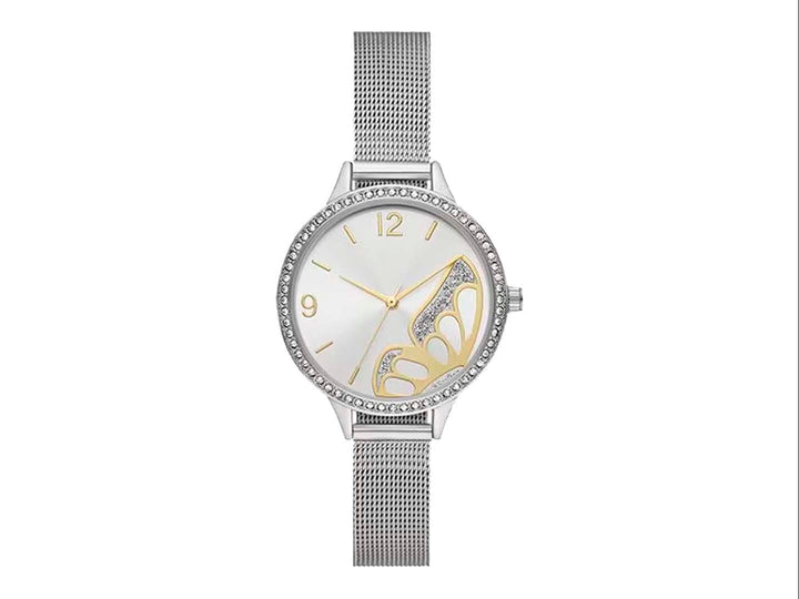 Set de joyería color plata para mujer que incluye reloj con correa de malla, pulsera de mariposa, anillo y aretes.