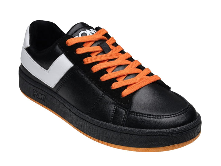 Tenis PONY PRO 80 color negro con franja blanca, agujetas y suela naranja.