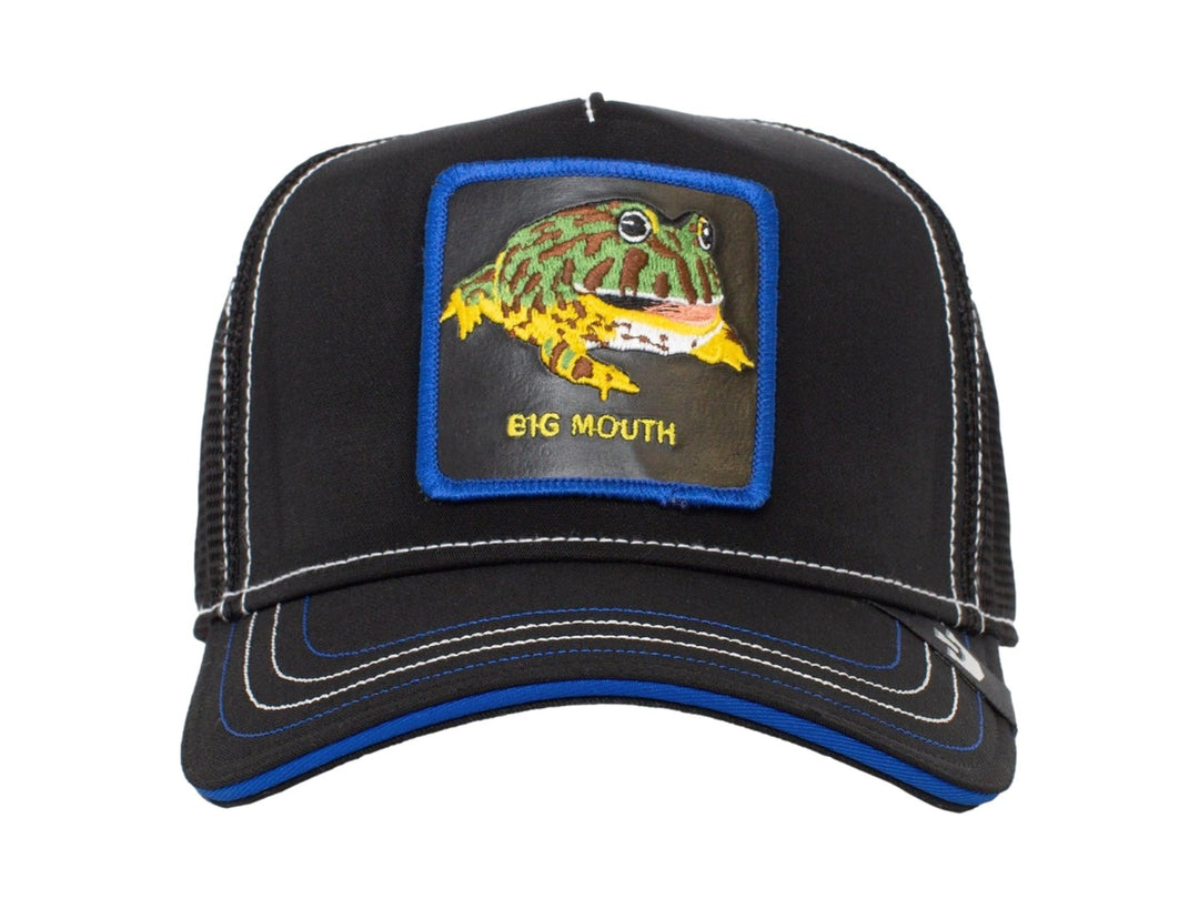 Gorra negra Goorin Bros con parche frontal de una rana y el texto Big Mouth, detalles en azul y costuras blancas.